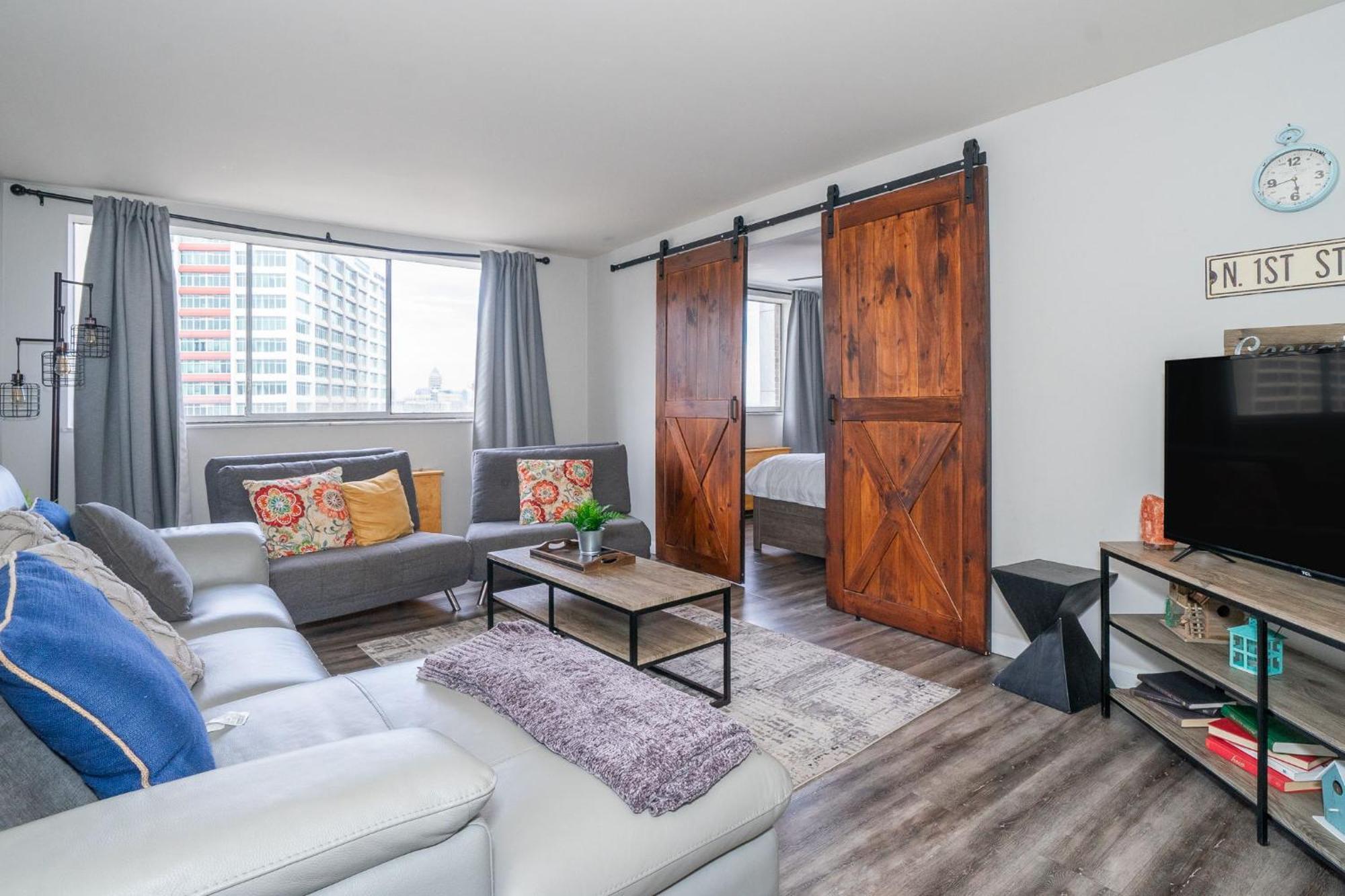 אטלנטה Welcoming Barn, 2 Bedroom & 1 Bath & Parking מראה חיצוני תמונה