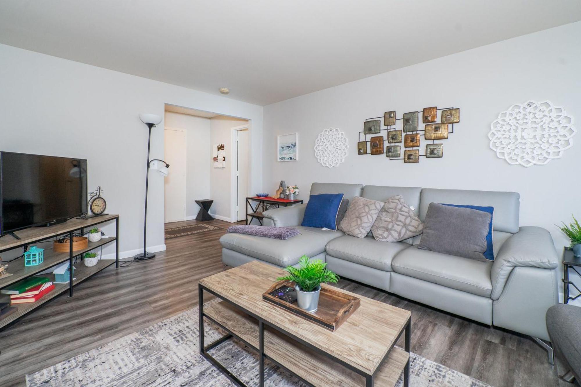 אטלנטה Welcoming Barn, 2 Bedroom & 1 Bath & Parking מראה חיצוני תמונה