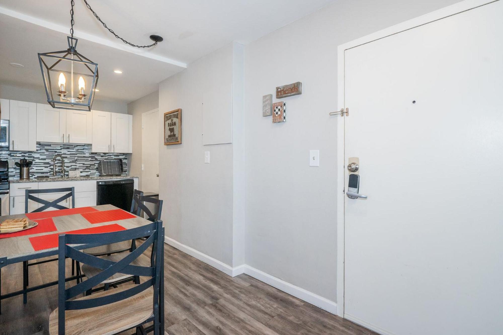 אטלנטה Welcoming Barn, 2 Bedroom & 1 Bath & Parking מראה חיצוני תמונה